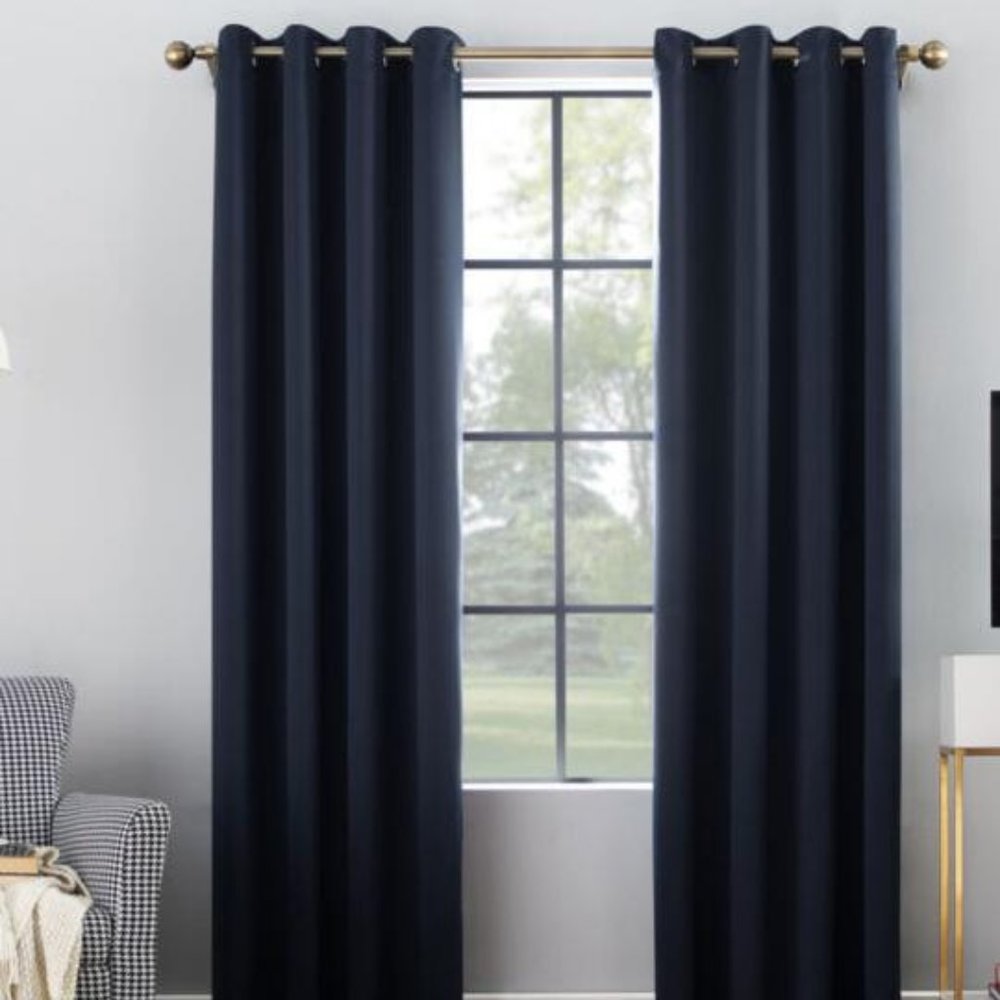 Sun Zero Oslo Energy Saving 100% Blackout Grommet Top Single Curtain Panel